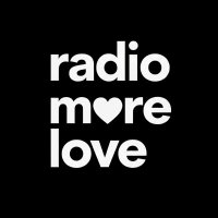 radiomore.love logo